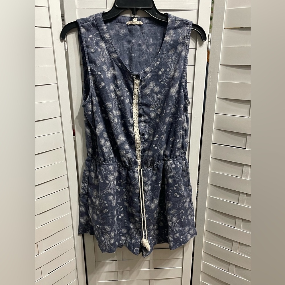 Hem & Thread Floral Romper - Picture 2 of 6